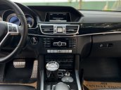 Bán xe Mercedes-Benz E250 AMG màu trắng, năm sản xuất 2015, chủ có tuổi rồi nên đi rất ít, xe mới như xe thùng