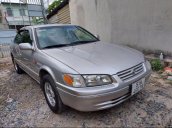 Cần bán Toyota Camry GLi sản xuất năm 2000, màu xám