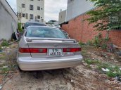 Cần bán Toyota Camry GLi sản xuất năm 2000, màu xám