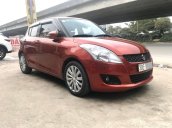 Cần bán gấp Suzuki Swift 1.4AT năm 2015, màu đỏ