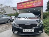 Cần bán Kia Cerato 1.6AT Deluxe năm sản xuất 2018, màu đen, giá 495tr