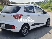 Bán Hyundai Grand i10 1.2AT sản xuất năm 2019, màu trắng chính chủ