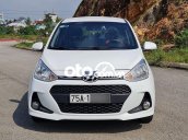 Bán Hyundai Grand i10 1.2AT sản xuất năm 2019, màu trắng chính chủ