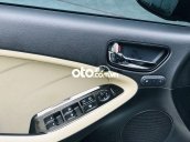 Cần bán Kia Cerato 1.6AT Deluxe năm sản xuất 2018, màu đen, giá 495tr