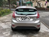 Bán xe Ford Fiesta 1.6 AT năm sản xuất 2012, màu bạc, 268tr