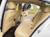 Cần bán lại xe BMW 520i Limited năm sản xuất 2015, màu trắng, nhập khẩu nguyên chiếc