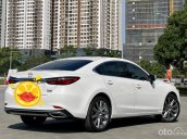 Bán Mazda 6 2.5 Premium năm sản xuất 2020, màu trắng