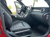 Cần bán gấp Mercedes-Benz C300 AMG năm 2018, màu đỏ, siêu lướt như mới, full lịch sử bảo dưỡng hãng