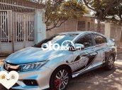 Cần bán xe Honda City TOP năm sản xuất 2017, màu bạc