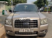 Cần bán lại xe Ford Everest MT sản xuất 2008