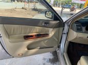 Bán Toyota Camry 3.0V năm 2002 giá cạnh tranh