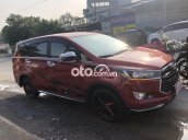 Bán ô tô Toyota Innova Venturer sản xuất năm 2019, màu đỏ, giá chỉ 700 triệu