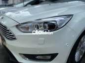 Bán Ford Focus 1.5L Titanium sản xuất 2016, màu trắng xe gia đình giá cạnh tranh