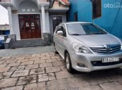 Bán Toyota Innova J năm 2007, màu bạc, giá tốt