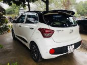 Cần bán xe Hyundai Grand i10 1.2 năm sản xuất 2017, màu trắng