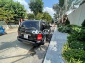 Xe Kia Carnival AT năm sản xuất 2008, màu đen số tự động