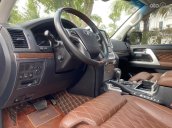 Toyota Land Cruiser 5.7 V8 xe nhập khẩu Mỹ, sản xuất 2016, biển Hà Nội