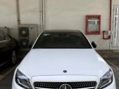 Xe Mercedes C300 AMG năm sản xuất 2020, màu trắng