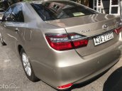 Bán xe Toyota Camry 2.0E sản xuất năm 2016, 750tr