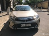 Bán xe Toyota Camry 2.0E sản xuất năm 2016, 750tr