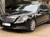 Cần bán lại xe Mercedes E300 sản xuất 2012, màu đen, giá 650tr