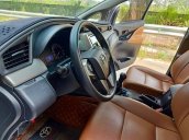 Bán Toyota Innova 2.0E năm sản xuất 2017, màu bạc, nhập khẩu nguyên chiếc