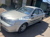 Bán ô tô Daewoo Lacetti SX năm sản xuất 2005, màu bạc, giá chỉ 74 triệu