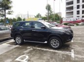 Bán Toyota Fortuner 2.8 4x4 AT năm sản xuất 2022, màu đen