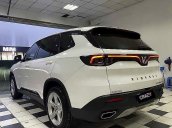 Xe VinFast LUX SA2.0 nâng cao năm 2019, màu trắng giá cạnh tranh