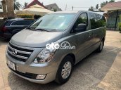 Xe Hyundai Starex 9 chỗ máy dầu 2016, màu bạc, xe nhập, 545 triệu