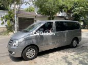 Xe Hyundai Starex 9 chỗ máy dầu 2016, màu bạc, xe nhập, 545 triệu