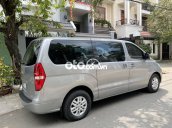 Xe Hyundai Starex 9 chỗ máy dầu 2016, màu bạc, xe nhập, 545 triệu