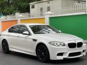 Cần bán BMW 520i sản xuất 2016, màu trắng, nhập khẩu nguyên chiếc