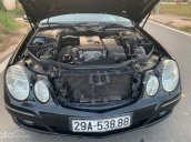 Bán Mercedes E200 năm 2008, màu đen