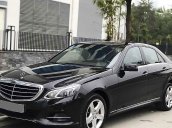 Cần bán lại xe Mercedes E200 năm sản xuất 2014, màu đen