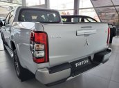 Bán xe Mitsubishi Triton 4x2AT năm 2021, màu trắng, nhập khẩu nguyên chiếc