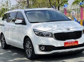 Cần bán Kia Sedona 2.2 DATH sản xuất 2017, màu trắng, giá chỉ 780 triệu