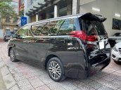 Cần bán Toyota Alphard sản xuất 2016, màu đen, nhập khẩu