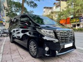 Cần bán Toyota Alphard sản xuất 2016, màu đen, nhập khẩu