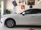 Cần bán xe Mazda 3 1.5L Luxury 2015, màu trắng chính chủ, giá 458tr