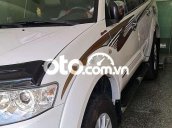 Bán Mitsubishi Pajero Sport D 4x2MT năm sản xuất 2014, màu trắng  