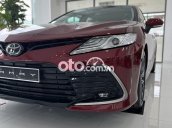 Bán ô tô Toyota Camry 2.0Q năm sản xuất 2022, màu đỏ, xe nhập