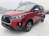 Bán ô tô Toyota Innova V sản xuất năm 2022, màu đỏ, giá chỉ 989 triệu