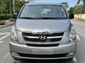 Cần bán Hyundai Grand Starex 2.5 MT sản xuất 2014, màu bạc 