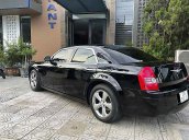 Bán Chrysler 300C 3.5 AT sản xuất 2007, màu đen, xe nhập