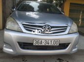 Cần bán gấp Toyota Innova 2.0G năm sản xuất 2008, màu bạc