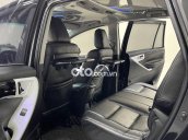 Bán ô tô Toyota Innova 2.0 Ventuner AT sản xuất năm 2018 chính chủ
