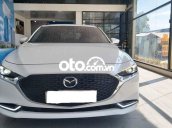 Cần bán gấp Mazda 3 Luxury sản xuất 2019, màu trắng, 648 triệu