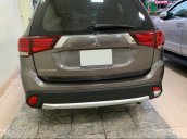 Bán xe Mitsubishi Outlander 2.0STD sản xuất 2016, màu nâu, nhập khẩu Nhật bản