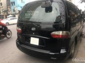 Xe Hyundai Starex 2.5MT sản xuất năm 2004, màu đen, xe nhập chính chủ